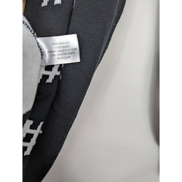 Men's Crew neck black hashtag sweater Medium - Picture 7 of 7
